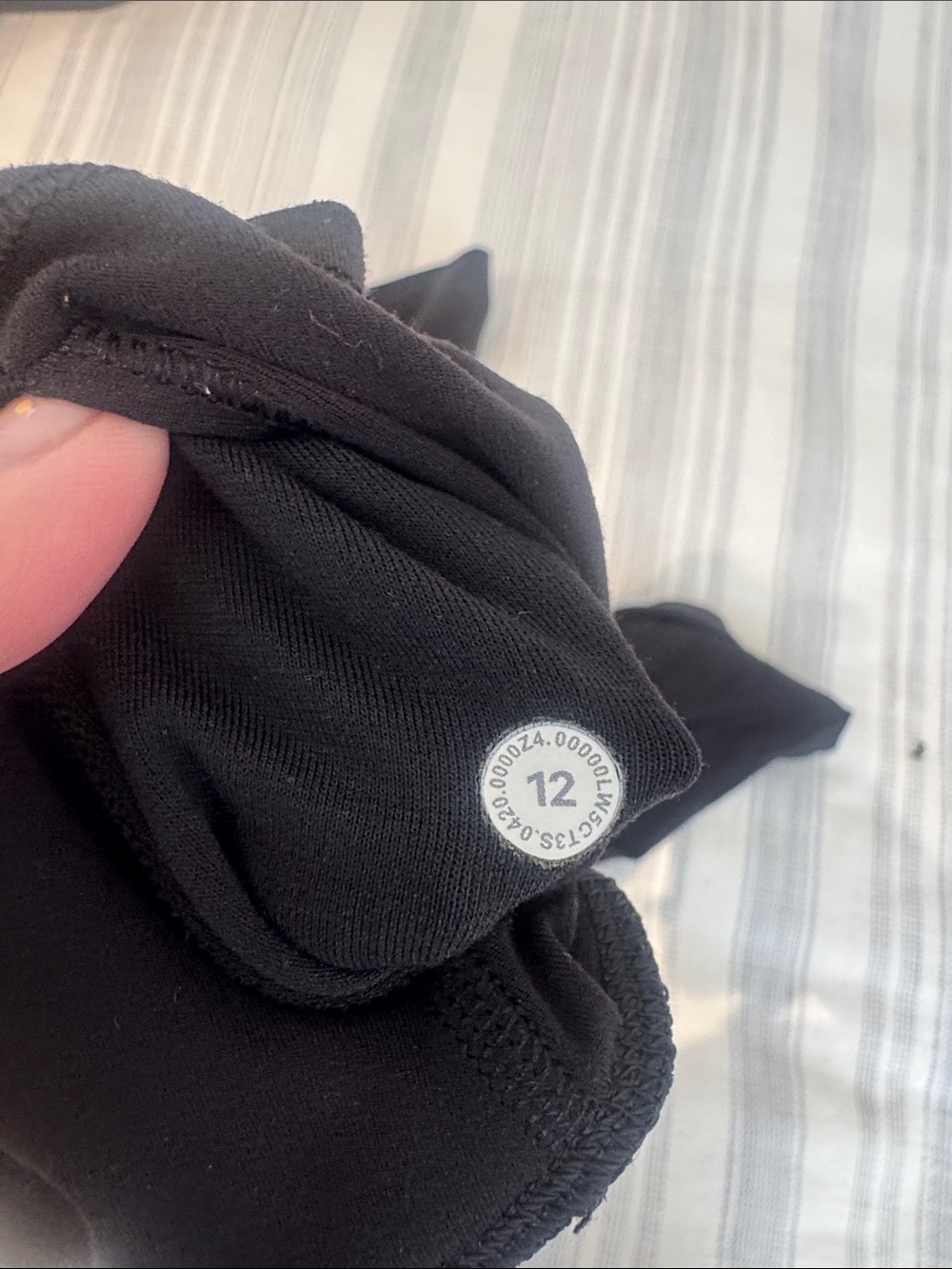 Lululemon women’s black leggings Size 12 - Picture 3 of 3